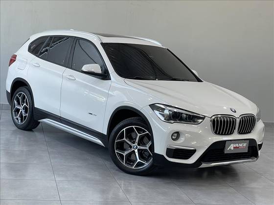 BMW X1 2.0 16V TURBO ACTIVEFLEX SDRIVE20I X-LINE 4P AUTOMÁTICO BMW X1 2.0 16V TURBO ACTIVEFLEX SDRIVE20I X-LINE 4P AUTOMÁTICO